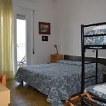 Astoria מלון פסארו